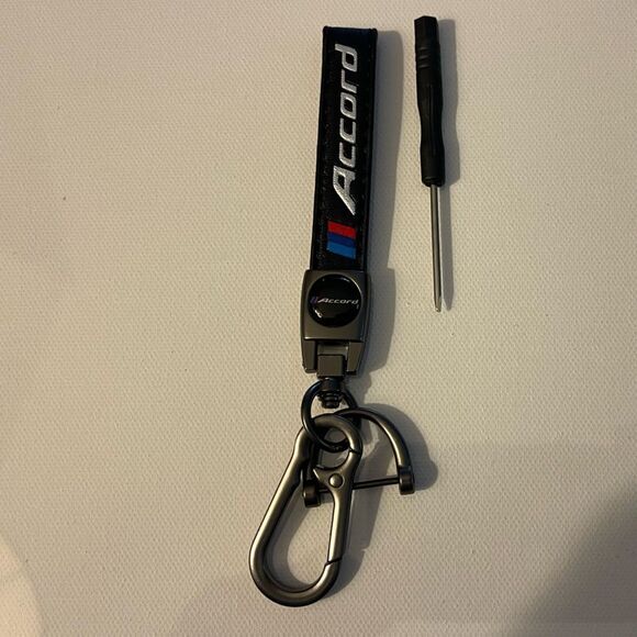 Honda Accord Key Fob Keychain in Black Leather NWT - Picture 1 of 4